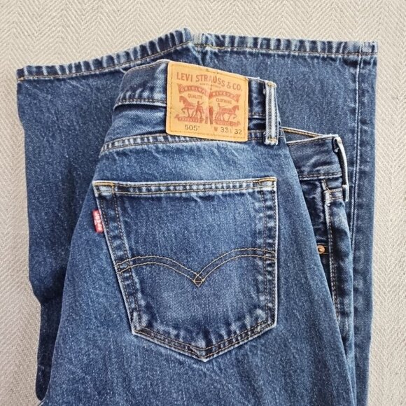 Levi's 505 Men's Jeans Size W33 L32 Classic Fit Straight Leg Blue Denim EUC - Picture 3 of 15